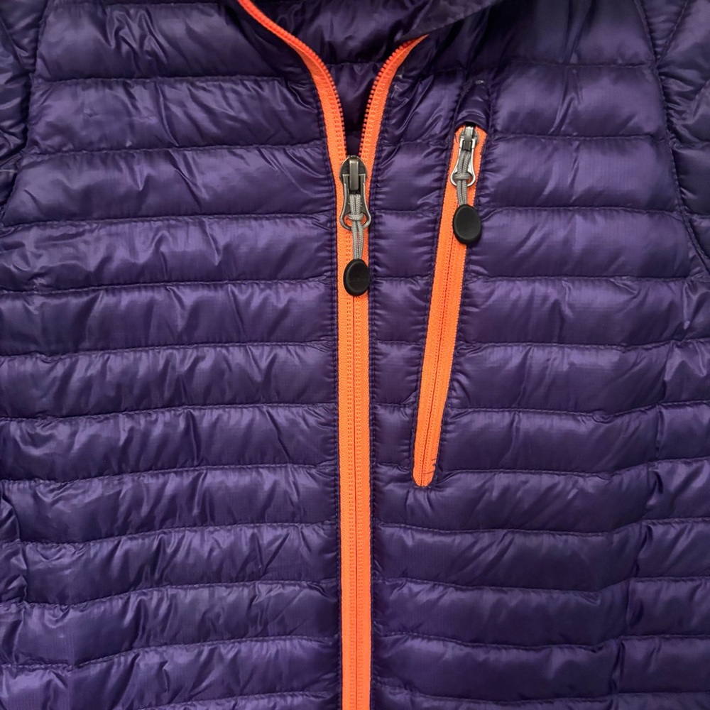L.L. Bean Deep Purple Puffer Vest - Picture 4 of 13
